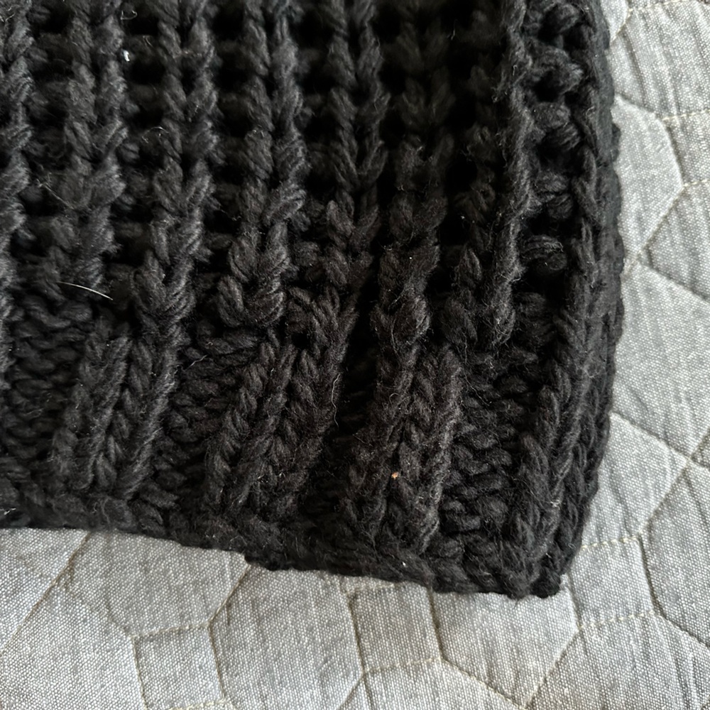 NWOT POL Chunky Knit Boxy Black Short-Sleeved Sweater - POL S fits up to 1-2X - Picture 3 of 9